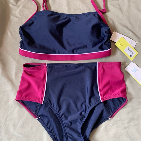 All In Motion women’s swimsuit 2 pc cranberry/ Navy size M - Picture 3 of 7